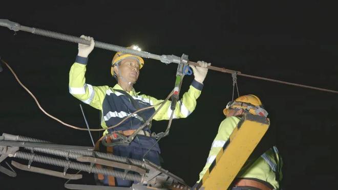 新时代·铁路榜样 李